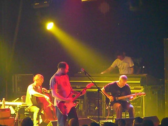 Built To Spill performing "Perfect From Now On"